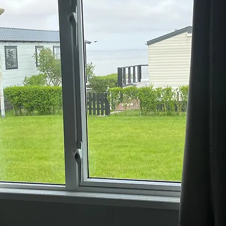 Holiday home Neues Nr73 Zweite Reihe Direkt Am Wattenmeer, Komplett Eingezaeunt *